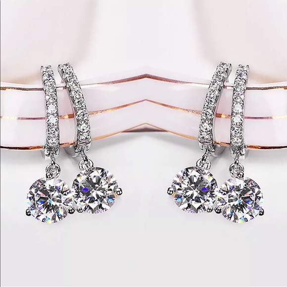 925 Silver Women White Sapphire Jewelry Earrings - Picture 5 of 5